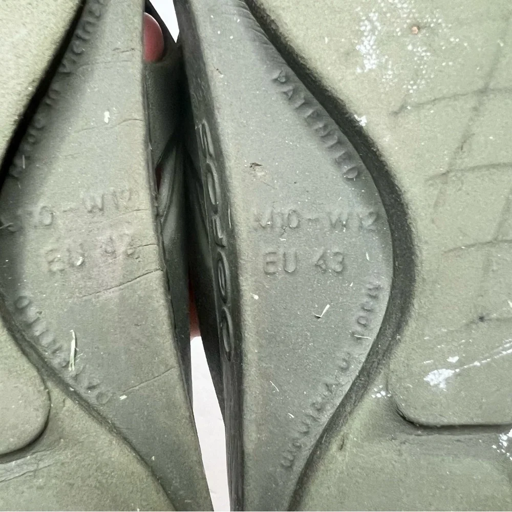 Green Thong Sandals with Thick Sole